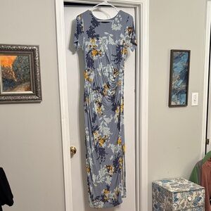 A Pea in the Pod Floral Ruched Maxi Dress in Light Blue